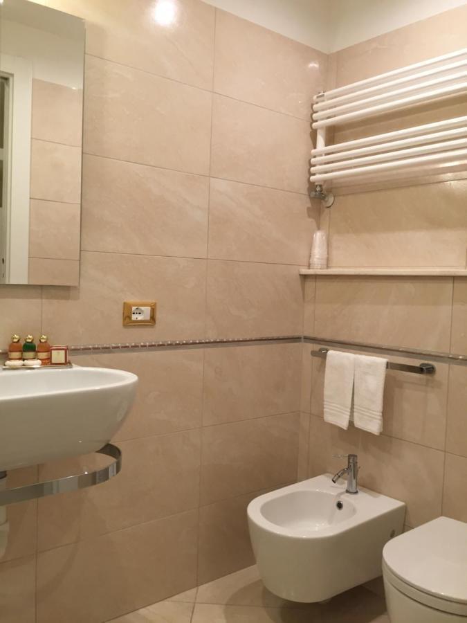 Genovese Villa Elena Appartamenti Varazze Ngoại thất bức ảnh