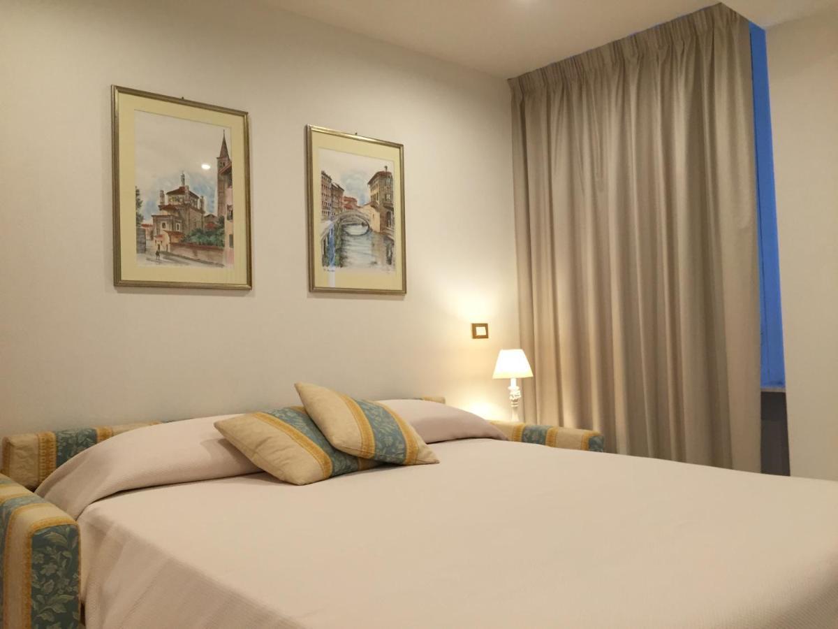Genovese Villa Elena Appartamenti Varazze Ngoại thất bức ảnh